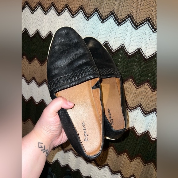 FRYE AND CO. Shoes - Frye & Co. Black Leather Loafers| Size 9